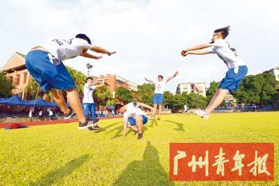 《腾飞》 梁正逸/摄