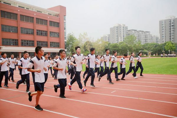 广州市铁一中学校办公室 供图