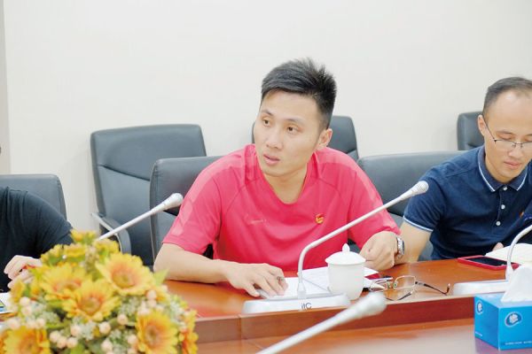 金朝参加团工作会议