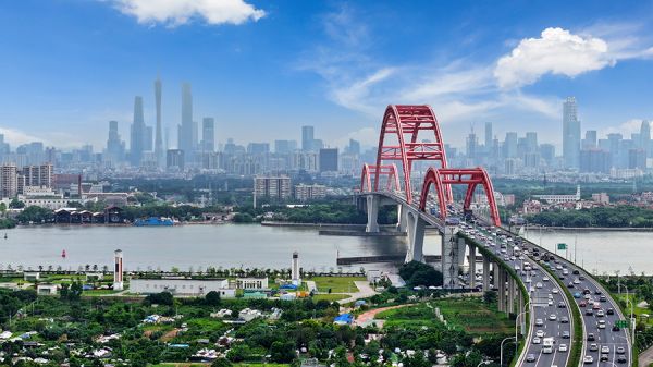 《车水马龙》林乐峰(风光类优秀奖)