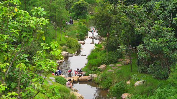 溪涧纵横,避暑好去处最适合亲子家庭游玩