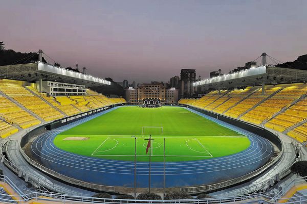 改造完成后的越秀山体育场