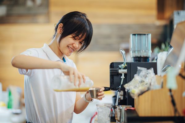 “乡咖”成为“蜜蜂计划”热门类别