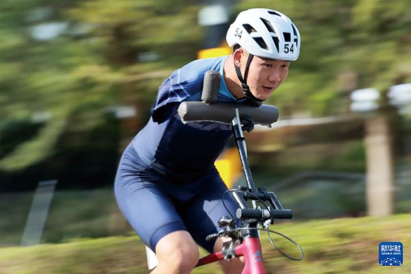 “隐形的翅膀”也能“飞翔”