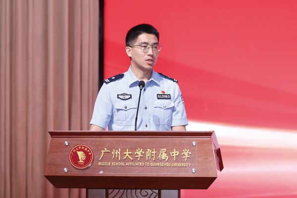 广州市公安局警务技术支队副支队长 赵建