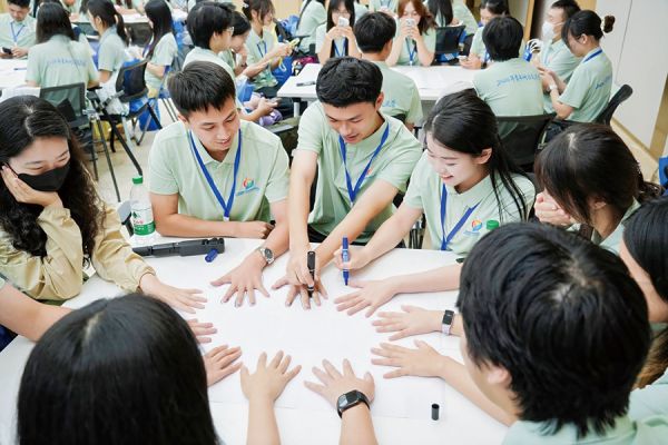 破冰游戏增进情谊