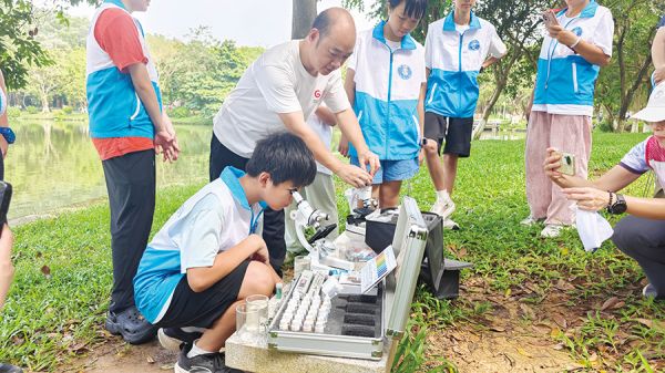 参与巡河护河保障绿水青山