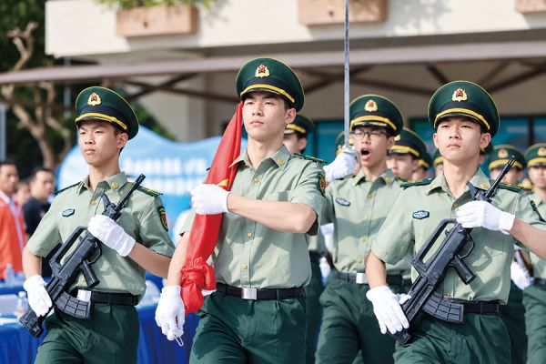 国旗班英姿飒爽